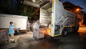 Buca’nın konteynerlerinde gece gündüz temizlik 