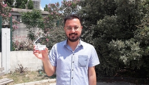 Gazeteci Gökdeniz Engin, IPC Basın Kartı sahibi oldu 