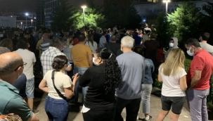 İzmir'de aşı izdihamı korkuttu!