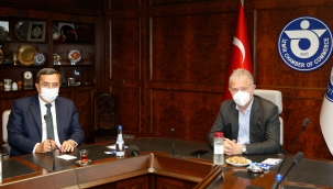 İZTO’dan “e-ruhsat”a tam not