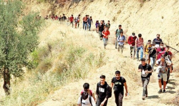 AB’den açıklama: Afgan sığınmacılar için Türkiye’ye ek ödeme yapılacak mı?