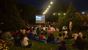 Açık havada sinema keyfi başlıyor: İzmirlilere ücretsiz olacak 