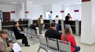 Bankalar, eczaneler ve kargolar bugün açık mı?