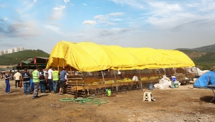 Bayraklı'da kurban satış yeri Kurban Bayramı'na hazır