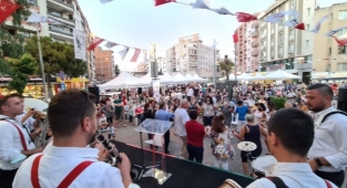 Bu kez de Bahariye Mahallesi şenlendi: İki günlük şenliğe yoğun ilgi