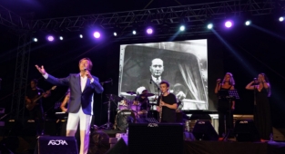 Erol Evgin’den Ata’ya selam!