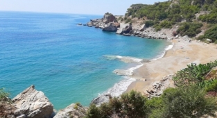 Hedefte Ege ve Akdeniz sahilleri var: İzmir'in denize sıfır arazileri özelleştirildi