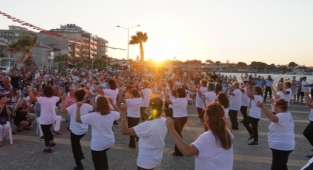 Ilıca'dan Ata'ya coşkulu selam: Zeybek büyüledi