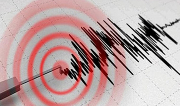İzmir açıklarında korkutan deprem!