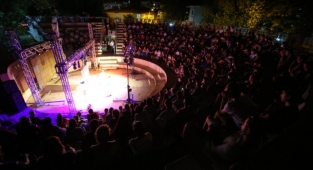 14'üncü Türkiye tiyatro buluşması atölyeler, söyleşiler ve oyunlarla devam ediyor