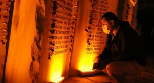 17 Ağustos depreminde yaşamını yitirenler Gölcük, Yalova ve Avcılar’da anıldı