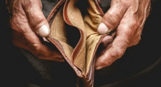 18 yılda açlık sınırı altı kat arttı: Asgari ücret, İzmir’deki açlık sınırının 308 TL altında kaldı!