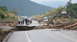 4 ilde felaket: Sel, heyelan ve su baskını yaşandı
