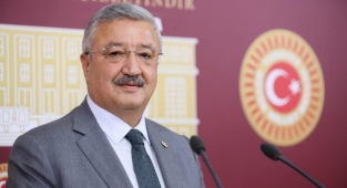 Ak Partili Nasır: 30 Ağustos'u her geçen yıl daha büyük coşkuyla kutluyoruz