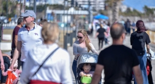 Bakan Koca vaka sayılarını açıkladı: İzmir'de vakalar düşüşte!