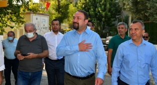 Başkan Gümrükçü şafak mesailerine devam ediyor