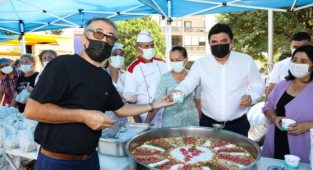 Buca'da aşure bereketi! 