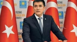 Buğra Kavuncu'ya yumruklu saldırı!