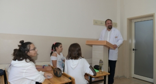 Çiğli'den üniversite adaylarına tercih desteği 