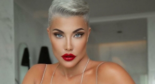 Deniz Akkaya: Şişman ve çirkin insanlarla görüşmüyorum