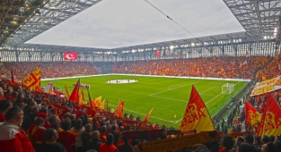 Göztepe'den aşı olan taraftarına maç bileti hediye! 