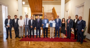 İZDENİZ'de TİS sevinci: En düşük maaş 6 bin 659 lira