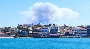 İzmir'de üst üste yangınlar: Urla-Balıklıova yanıyor!