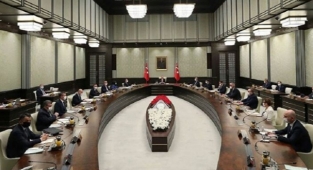 Kabine toplantısı ileri bir tarihe ertelendi