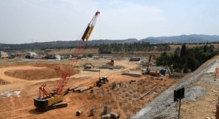 Karabağlar Atatürk Gençlik ve Spor Merkezi test ediliyor