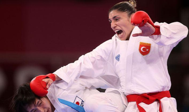 Karatede Merve Çoban, Tokyo'da olimpiyat madalyasını garantiledi