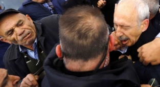 Kılıçdaroğlu’na yumruk atan saldırganı serbest bırakan savcıya ödül