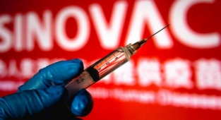 Sinovac: Delta Varyantı’na karşı aşı geliştiriyoruz