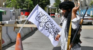 Taliban Kabil'de sokağa çıkma yasağı ilan etti