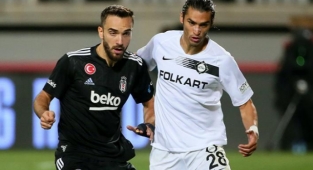 Altay'da Murat Akça idmanda sakatlandı 