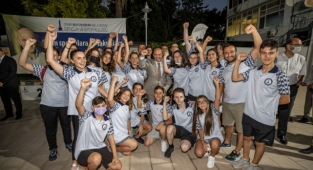 Başkan Soyer sporcularla bir araya geldi!