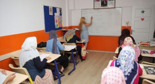 Buca'nın kursu kadınlara ışık oldu