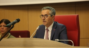 Gaziemir Meclisi'nde '1+1 daire' krizi: CHP'li üyeler, AK Parti ve MHP ile ret oyu verdi! 