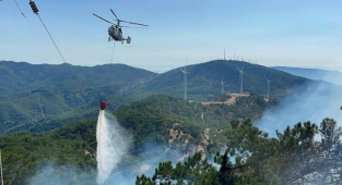 Karatepe'deki orman yangını söndürüldü!