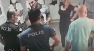 Manisa'da sağlık ocağında doktora yumruklu saldırı