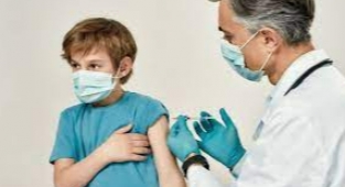 Prof. Çiftçi uyardı: Aşılama yaşı mecburen inecek