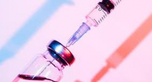 Sağlık Bakanlığı'ndan iddialara yanıt: 'Aşı yan etkisi istenmeyen tıbbi olaydır.' 