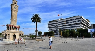 Tarihi Büyükşehir binası alanı için 16 kişilik danışma kurulu!