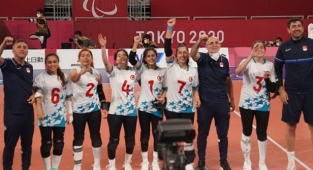 Tokyo 2020’de Golbol Kadın Milli Takımımız altın madalya kazandı