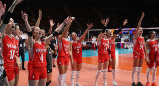 TRT’den İzmir Marşı savunması: Atatürk kimsenin tekelinde değil