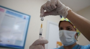 Türkiye'de yapılan aşı 100 milyon dozu aştı