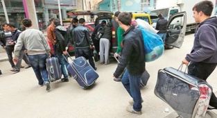 “Yurt problemi çözülmezse öğrenciler tarikatların kıskacına girecek”