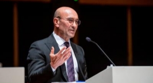 Büyükşehir Meclisi'nde Bayraklı'daki depremzedeleri sevindiren karar