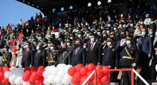 Cumhuriyet Bayramı Bergama'da coşku ile kutlandı