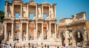 Efes ziyaretçilerine yeniden kavuşuyor