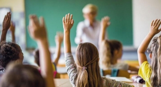 Eğitim harcamlarında büyük artış: Yurt, servis ve özel eğitim ücretleri cep yakıyor